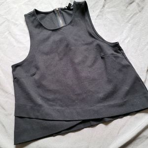 Banana Republic | Black Knit Tulip Hem Crop Tank M